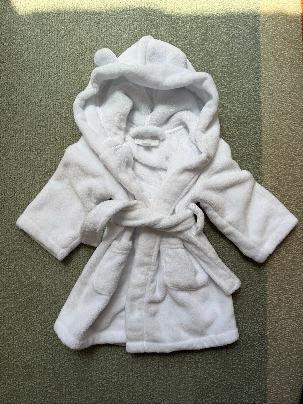 Little White Company Plush Organix Cotton Hooded Baby Robe with Bear Ears 6-12m